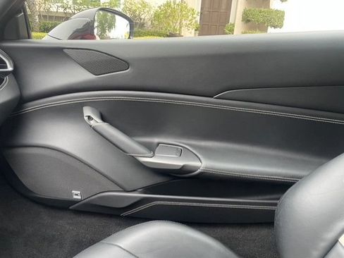 Used 2018 Ferrari 488 GTB RWD image 23