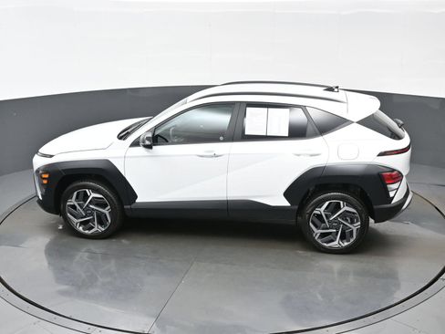 Used 2026 Hyundai Kona SEL Premium AWD/4WD image 34