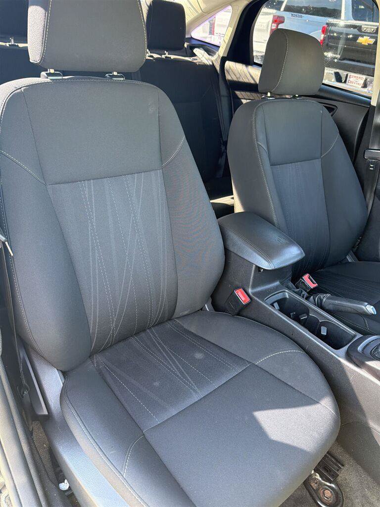 Used 2017 Ford Focus SE FWD image 20