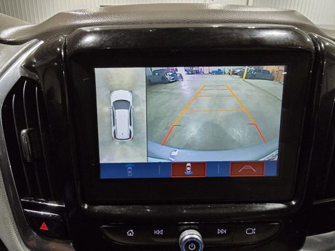 Used 2018 Chevrolet Traverse LT AWD/4WD image 41