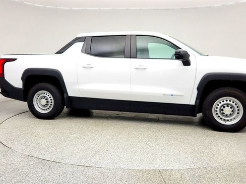 Used 2024 Chevrolet Silverado EV W/T AWD/4WD image 4