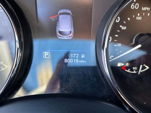 Used 2021 Nissan Rogue Sport S image 16