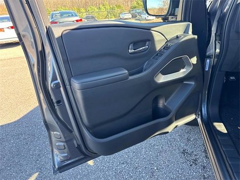New 2026 Nissan Frontier SV w/ Tow Package image 20