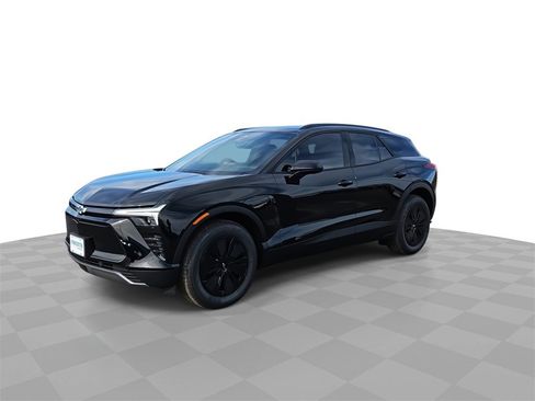 New 2026 Chevrolet Blazer EV LT image 4