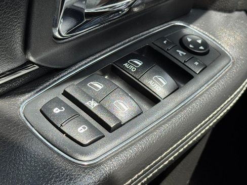 Used 2018 RAM 2500 Laramie w/ Sport Appearance Group AWD/4WD image 23