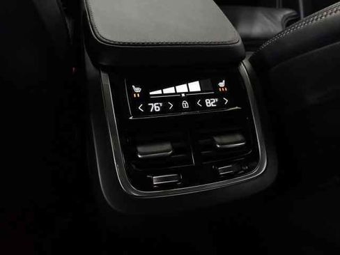 Used 2024 Volvo XC90 B6 Ultimate w/ Protection Package Premier image 35