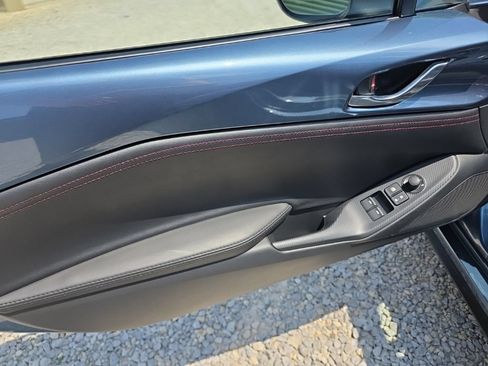 Used 2017 MAZDA MX-5 Miata Grand Touring RWD image 11
