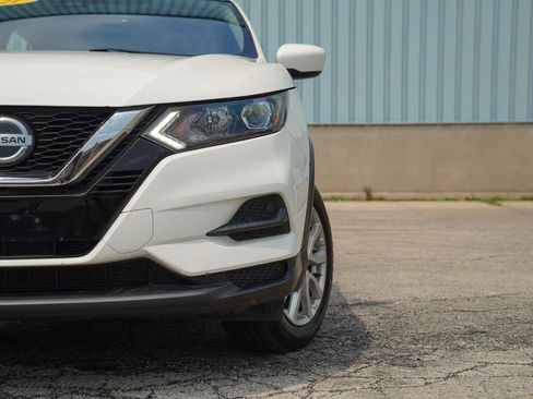 Used 2021 Nissan Rogue Sport S FWD image 2