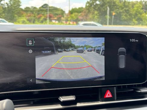 Used 2026 Kia Carnival FWD image 17