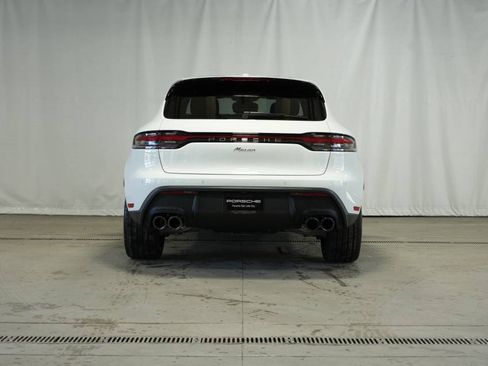New 2025 Porsche Macan image 6