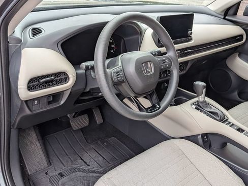 Used 2025 Honda HR-V LX image 34