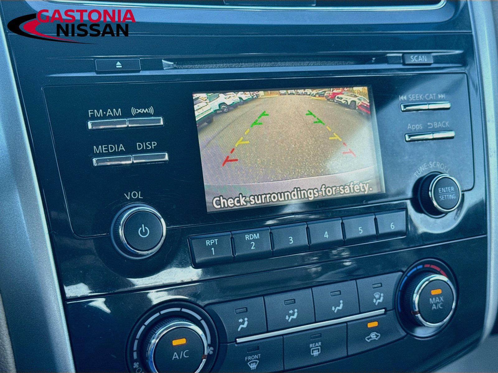 Used 2014 Nissan Altima 2.5 S w/ Sport Value Package FWD image 17