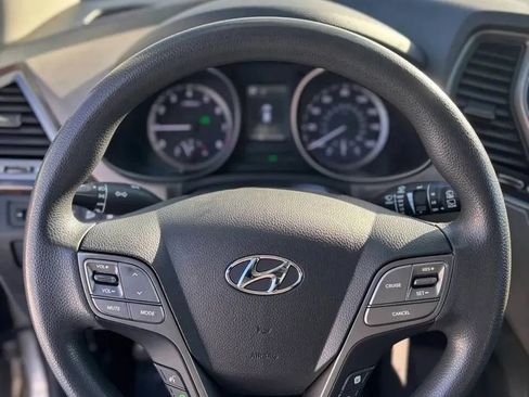 Used 2017 Hyundai Santa Fe Sport AWD/4WD image 12
