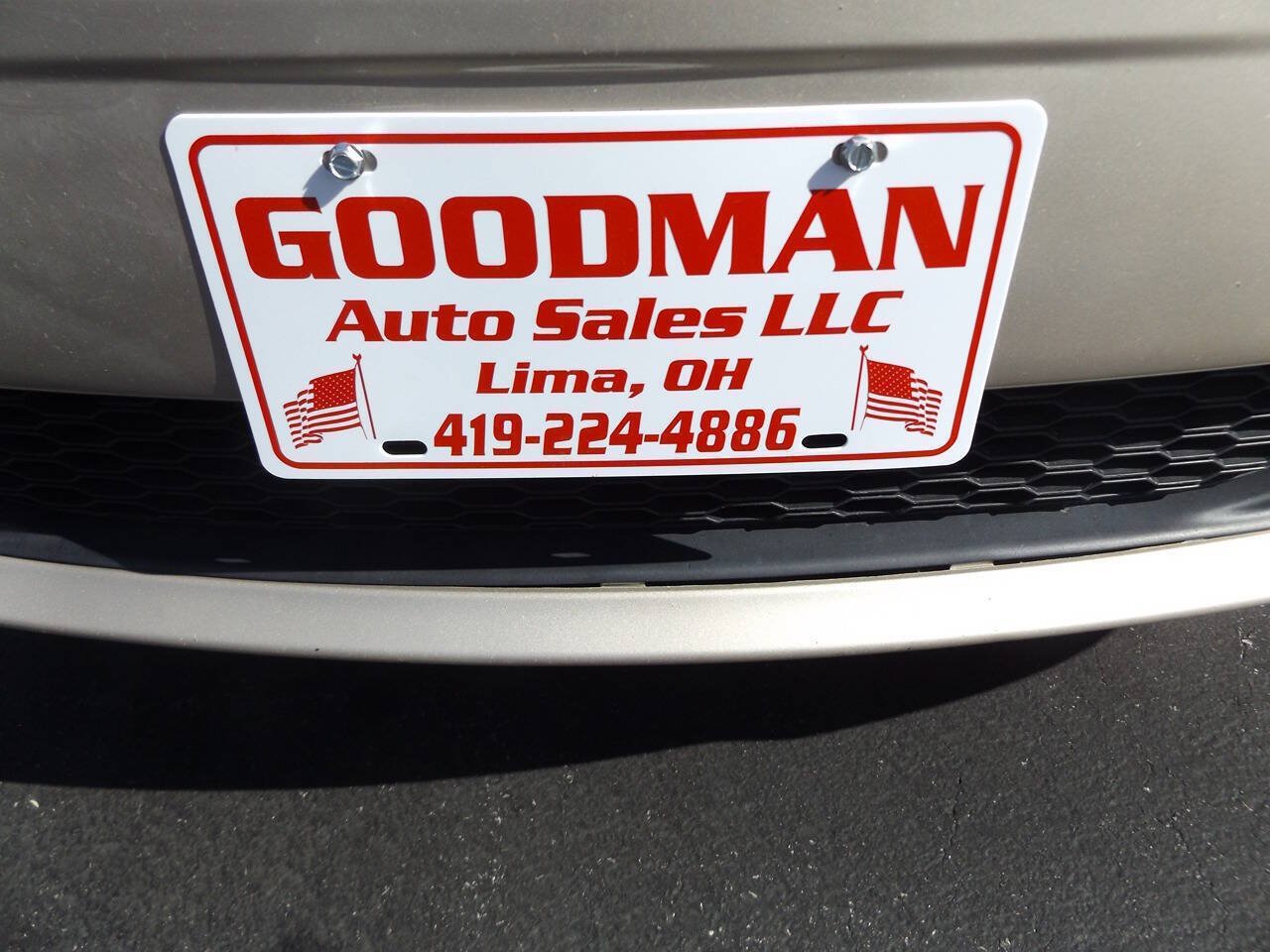 Used 2015 Dodge Grand Caravan SXT FWD image 4