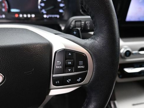 Used 2021 Ford Explorer XLT w/ Equipment Group 202A image 19