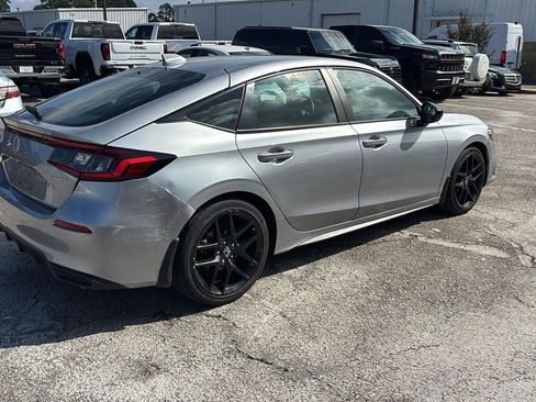 Used 2023 Honda Civic Sport image 7