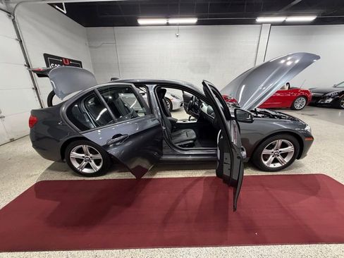 Used 2013 BMW 320i xDrive Sedan AWD/4WD image 45