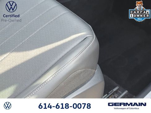 Used 2023 Volkswagen Tiguan SE R-Line AWD/4WD image 28