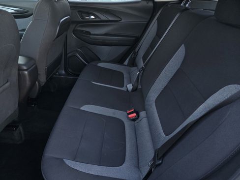 Used 2025 Chevrolet TrailBlazer LT image 11