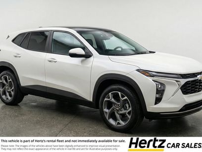 Used 2025 Chevrolet Trax LT