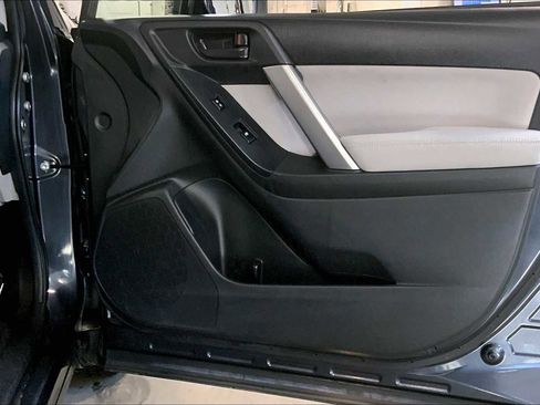 Used 2015 Subaru Forester 2.5i Premium w/ All-Weather Package image 24