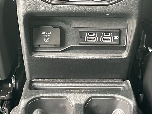 New 2025 Jeep Grand Cherokee L Limited w/ Black Appearance Package image 28