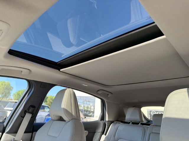 Certified 2024 Nissan Ariya FWD image 9