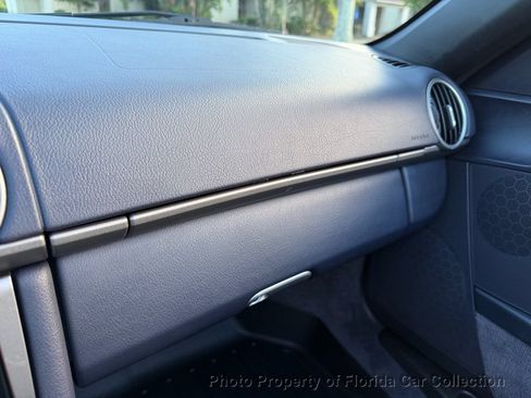 Used 2006 Porsche Boxster RWD image 55