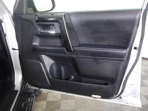 Used 2024 Toyota 4Runner TRD Off-Road image 21