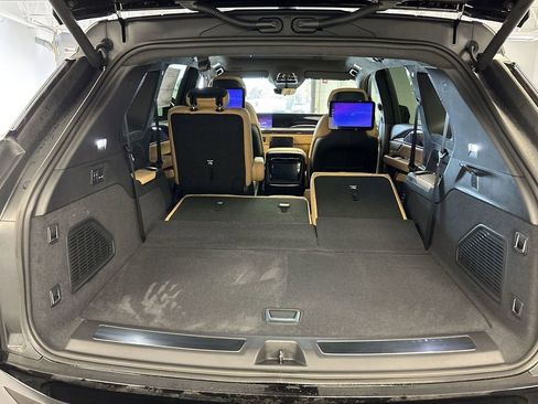 New 2025 Cadillac Escalade IQ Luxury 2 image 35