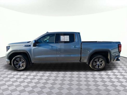 Used 2025 GMC Sierra 1500 SLT image 5