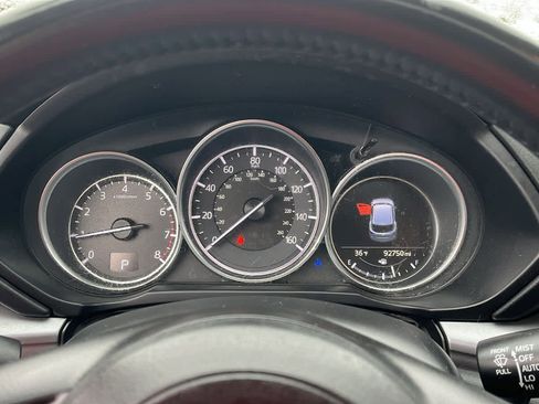 Used 2018 MAZDA CX-5 Touring w/ Preferred Equipment Package image 16