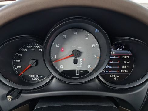 Used 2018 Porsche Macan S image 20