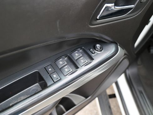 Used 2019 Chevrolet Colorado LT image 38