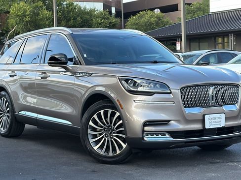 Used 2020 Lincoln Aviator Reserve w/ Equipment Group 201A RWD image 2
