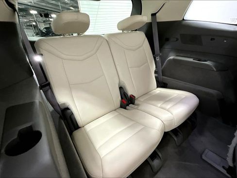 Used 2021 Cadillac XT6 Premium Luxury image 37