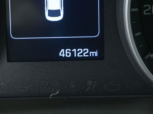 Used 2017 Hyundai Elantra Value Edition FWD image 8