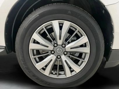 Used 2020 Nissan Pathfinder SV