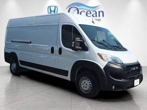 Used 2026 RAM ProMaster 2500 w/ Convenience Group FWD image 1