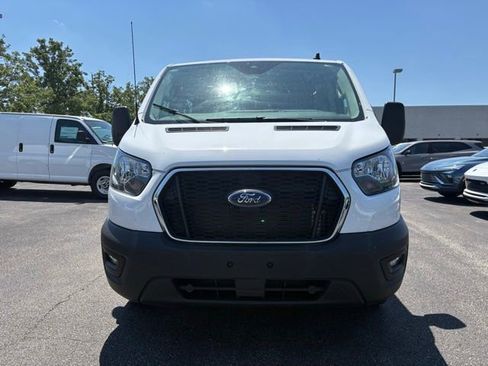 Used 2024 Ford Transit 250 Low Roof w/ Exterior Upgrade Package RWD image 15