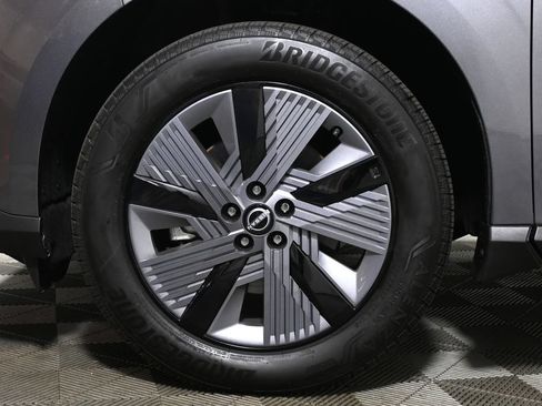 Used 2025 Nissan Murano SL AWD/4WD image 12