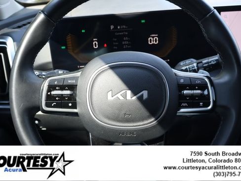 Used 2025 Kia Sorento EX AWD/4WD image 10