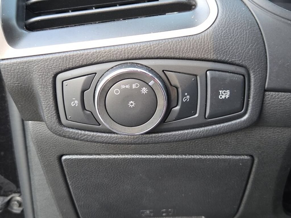 Used 2024 Ford Edge SEL AWD/4WD image 28