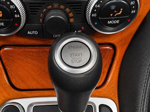 Used 2009 Mercedes-Benz SL 63 AMG image 39
