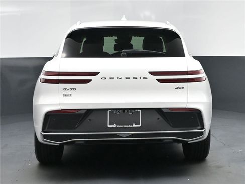 New 2026 Genesis GV70 2.5T image 13