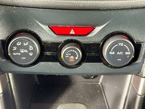 Used 2023 Subaru Forester Premium image 13