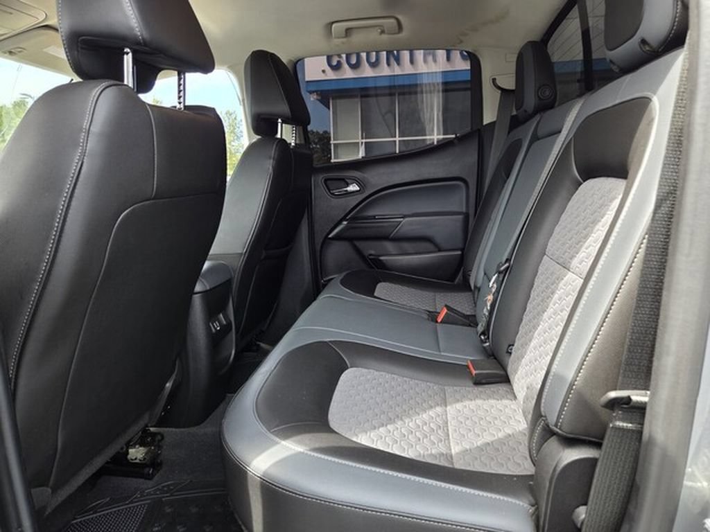 Used 2019 Chevrolet Colorado Z71 RWD image 12