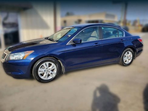 Used 2010 Honda Accord LX-P image 6