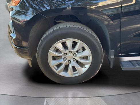 Used 2024 Chevrolet Silverado 1500 Custom image 19