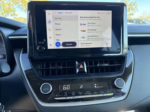 Used 2024 Toyota Corolla LE image 22